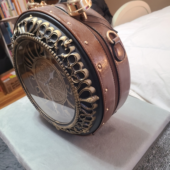 Unique Clock Purse (Clock Functions) - Picture 2 of 6